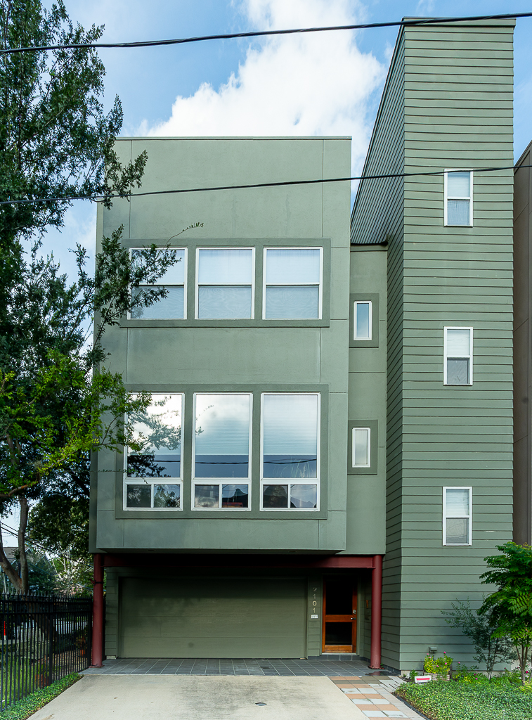 2101 Whitney, featured on the 2026 East Montrose Home Tour